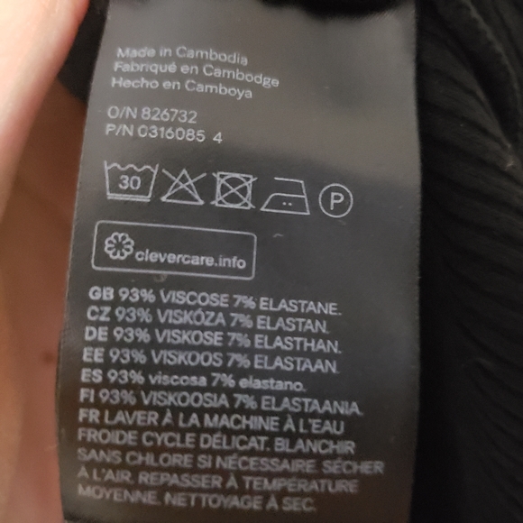 Divided Ribbed Turtleneck - Picture 3 of 4